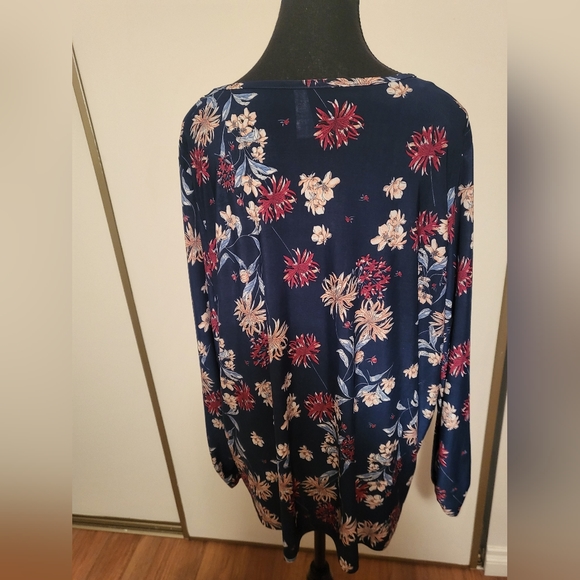 Floral XXL Womens Shirt - Picture 3 of 4